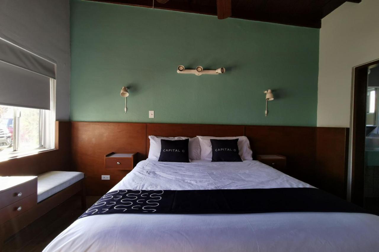 Capital O Hotel America 엔세나다 외부 사진